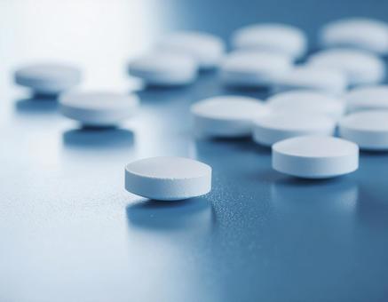 白い錠剤 白い錠剤の写真