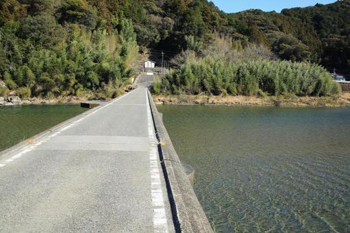 高知県いの町 名越屋沈下橋 高知県いの町 名越屋沈下橋の写真