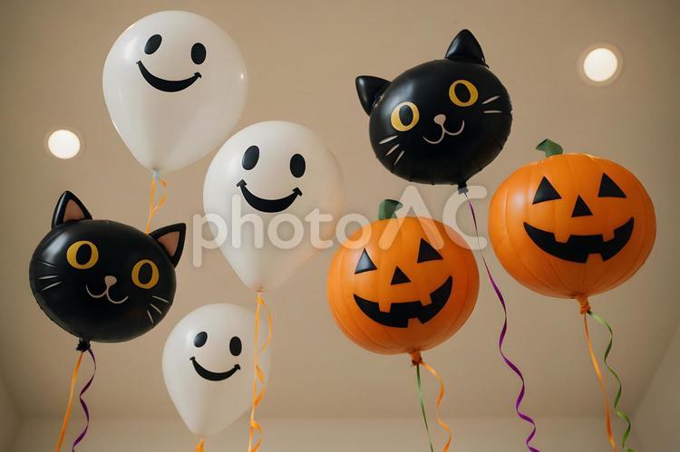 天井に浮かぶ装飾風船 ハロウィン,南瓜,黒猫の写真素材