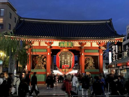 東京風景・浅草雷門 雷門,風雷神門,大提灯の写真素材