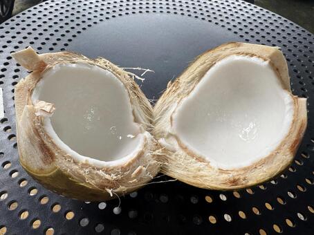 ココナッツの中身 ココナッツ,ベトナム,飲み物の写真素材