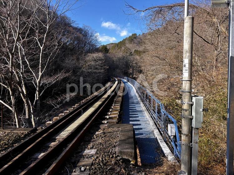 ローカル線の線路 線路,鉄道,ローカル線の写真素材