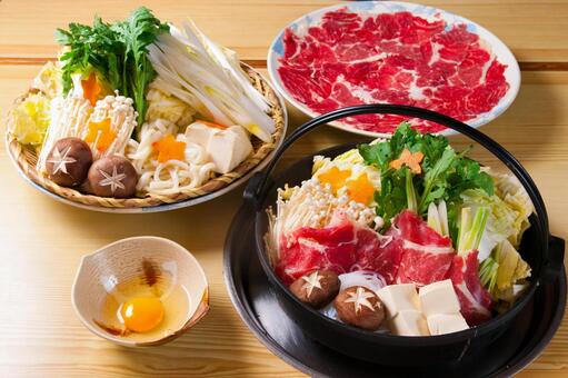 すき焼きセット すき焼き,牛肉,鍋料理の写真素材