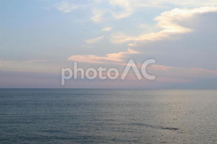 淡路島から見た空と海 空,海,淡路島の写真素材