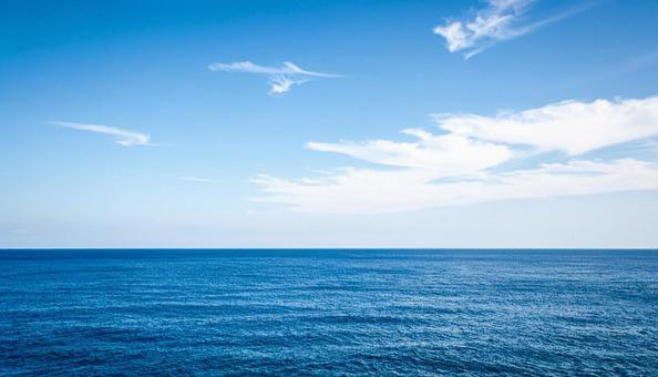 青空と海 青空と海の写真
