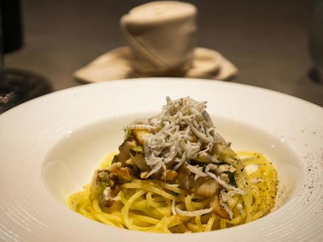 Shining Conger Eel and Whitebait Pasta, JPG