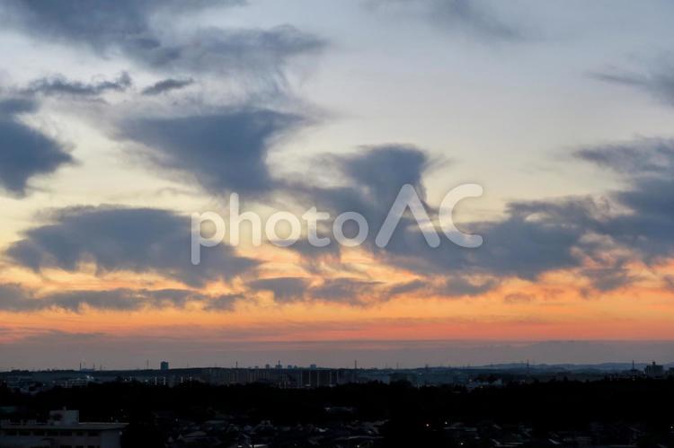 朝焼け　日の出　dawn  朝焼け,夜明け,朝焼け雲の写真素材