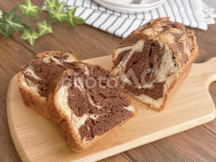 マーブルパウンドケーキ マーブルパウンドケーキ,パウンドケーキ,マーブルケーキの写真素材