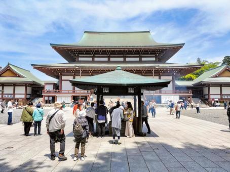 成田山新勝寺 大本堂と香閣 成田山新勝寺 大本堂と香閣 成田山,新勝寺,香閣の写真素材