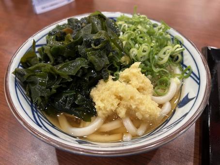ワカメうどん ワカメうどん うどん,ワカメ,生姜の写真素材