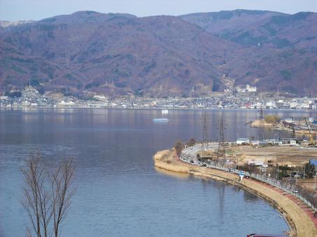雄大な山々に抱かれた諏訪湖 諏訪湖,湖,湖畔の写真素材
