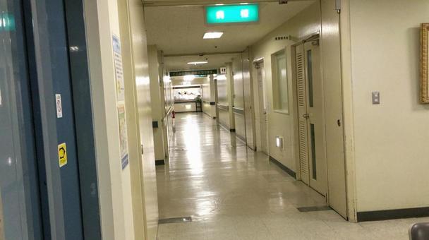 Long corridor in the hospital, szpital, długie, korytarz, JPG