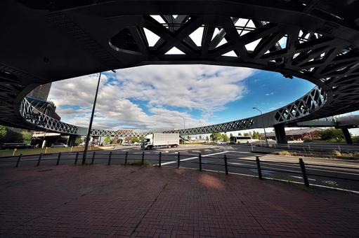 新港サークルウォーク 円形歩道橋,新港サークルウォーク,街並みの写真素材
