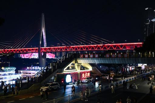 重慶夜景・千廝門大橋 重慶,千廝門大橋,夜景の写真素材