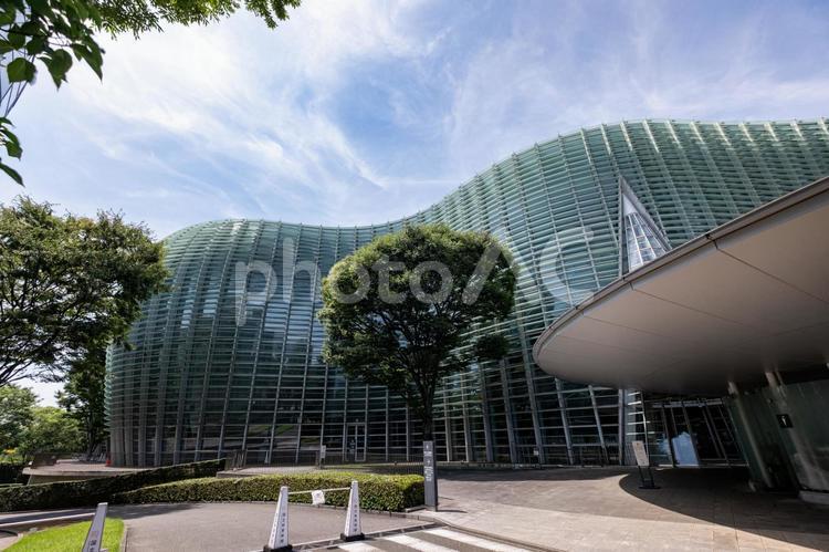 ［東京都港区］国立新美術館 国立新美術館,美術館,現代建築の写真素材