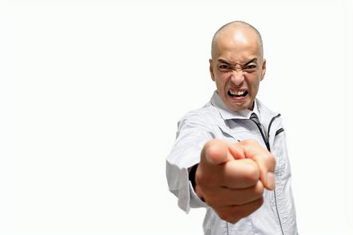 人差し指を向けて怒る作業着の中年男性 人差し指を向けて怒る作業着の中年男性 作業着,作業服,作業員の写真素材