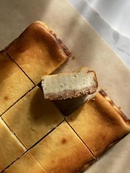 ブルーチーズのチーズケーキ ブルーチーズのチーズケーキ 焼菓子,おやつ,手作りお菓子の写真素材