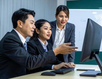 打ち合わせ風景 打ち合わせ風景の写真