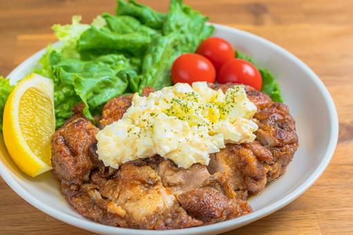 タルタルたっぷりチキン南蛮 タルタルたっぷりチキン南蛮 チキン南蛮,鶏肉料理,タルタルソースの写真素材