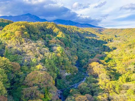 八ヶ岳高原大橋からの景観 紅葉,秋,八ヶ岳の写真素材