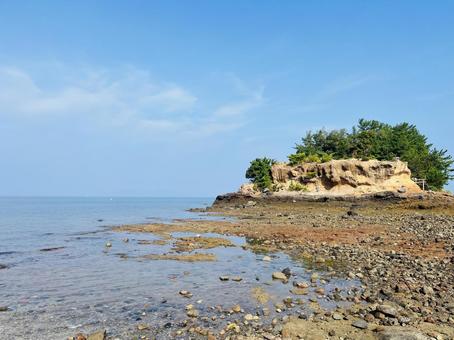 海 海 青空,潮が引いた海,晴天の写真素材
