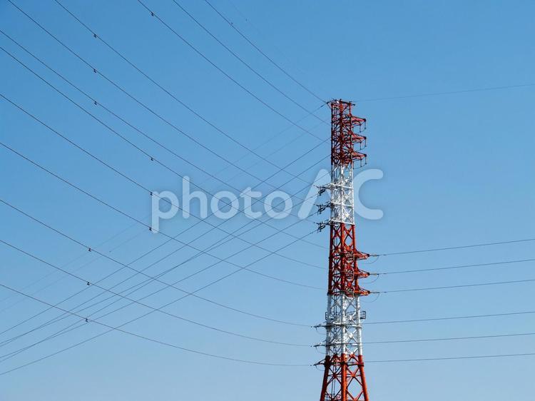 鉄塔がある風景 鉄塔,送電線,電線の写真素材