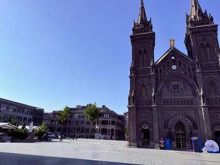 南関天主教堂とコミュニティー施設の写真