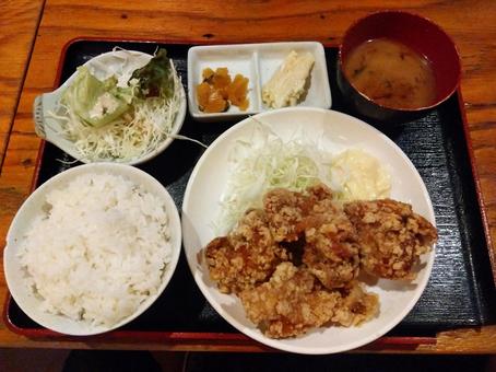 唐揚げ定食3 美味しい,鶏肉,フライの写真素材