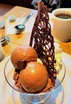 チョコレート専門店のチョコレートパフェ チョコレート,チョコ,パフェの写真素材