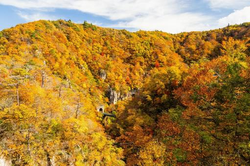 鳴子峡の秋-Vol.4(33) 渓谷,峡谷,鳴子峡の写真素材