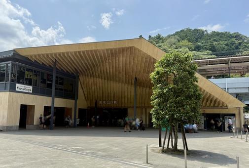 高尾山口駅　2025年夏 終点,行き止まり,駅のホームの写真素材