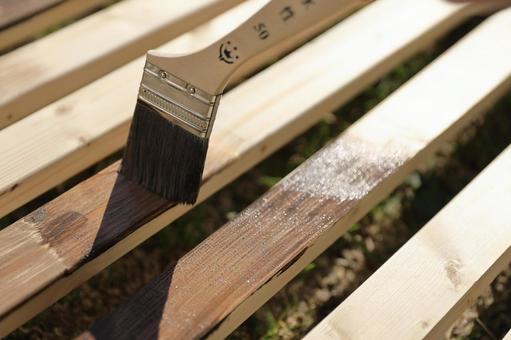 ペンキ塗布 木製,日曜大工,リフォームの写真素材