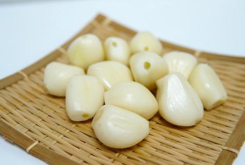 ジャンボにんにく（皮むき・寄り） 風邪予防,香味野菜,淡色野菜の写真素材