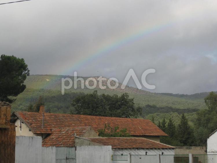 外国の田舎町の虹 外国,海外,チュニジアの写真素材