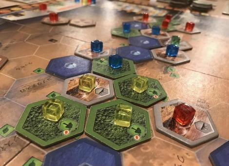 六角の大地に資源が灯る ボードゲーム,ヘクス,資源の写真素材