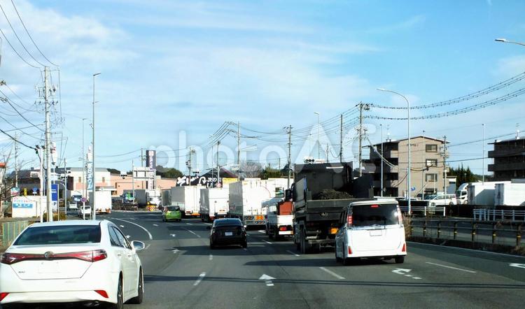 右折車線の混雑　掛川バイパス道路 道路,車,トラックの写真素材