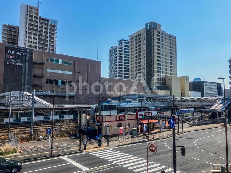 【神奈川県】東神奈川駅前の風景 東神奈川駅,東神奈川,横浜市の写真素材