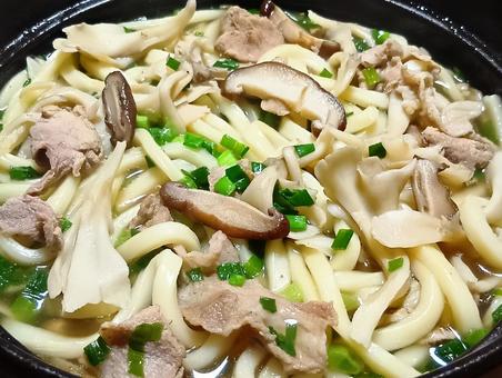 茸肉うどん鍋 茸肉うどん鍋,キノコ,鍋料理の写真素材