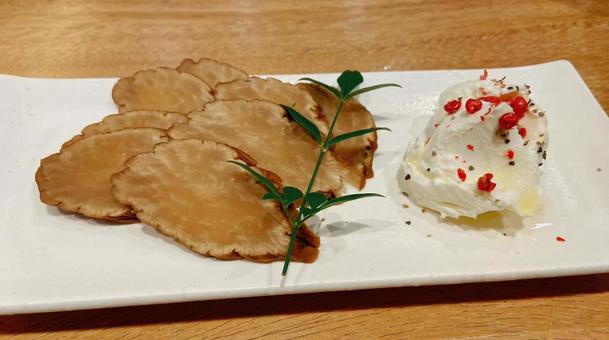 いぶりがっこクリームチーズ 居酒屋メニュー,いぶりがっこ,クリームチーズの写真素材