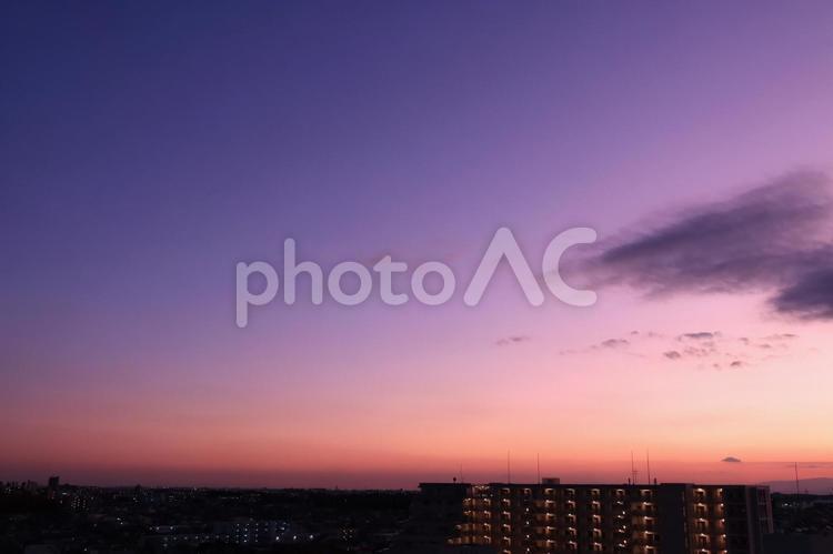 朝焼け　日の出　dawn  朝焼け,夜明け,朝焼け雲の写真素材