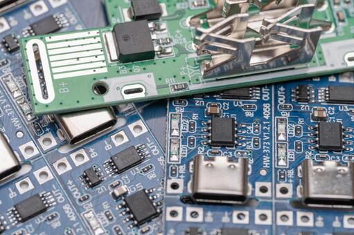 電子基板のクローズアップと部品ディテール 基板,回路,電子の写真素材