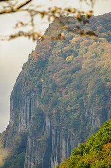 秋の盤司岩⑶ 盤司岩,秋,紅葉の写真素材