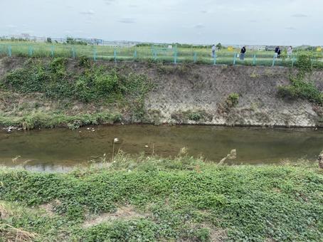 伊丹空港近くの川 伊丹空港近くの川の写真