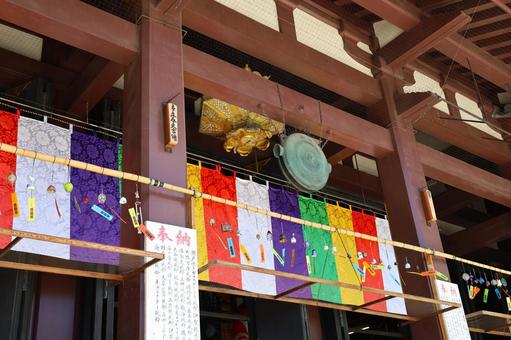 風鈴市の川崎大師本堂 風鈴市の川崎大師本堂 川崎大師,本堂,風鈴市の写真素材