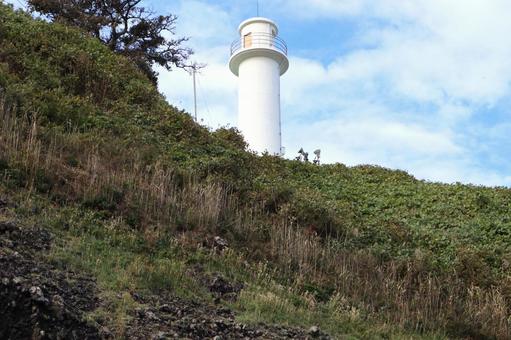 角田山岬灯台（新潟市）の写真