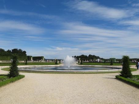 ヴェルサイユ（ベルサイユ）宮殿の庭園 ヴェルサイユ宮殿,バロック建築,建造物の写真素材