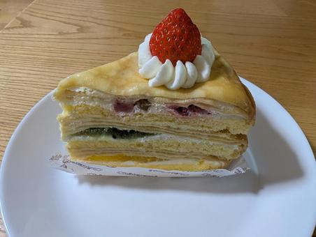 ミルクレープ ミルクレープ ミルクレープ,ショートケーキ,ケーキの写真素材