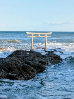 大洗海岸　神磯の鳥居の写真