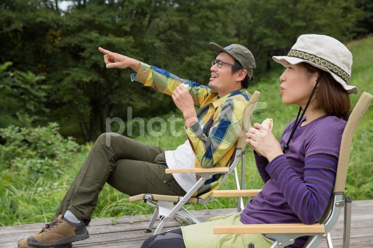 トレッキングの食事風景 食事,サンドイッチ,トレッキングの写真素材