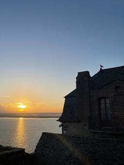 モンサンミッシェルの島内からの眺め モンサンミッシェル,フランス,朝の写真素材